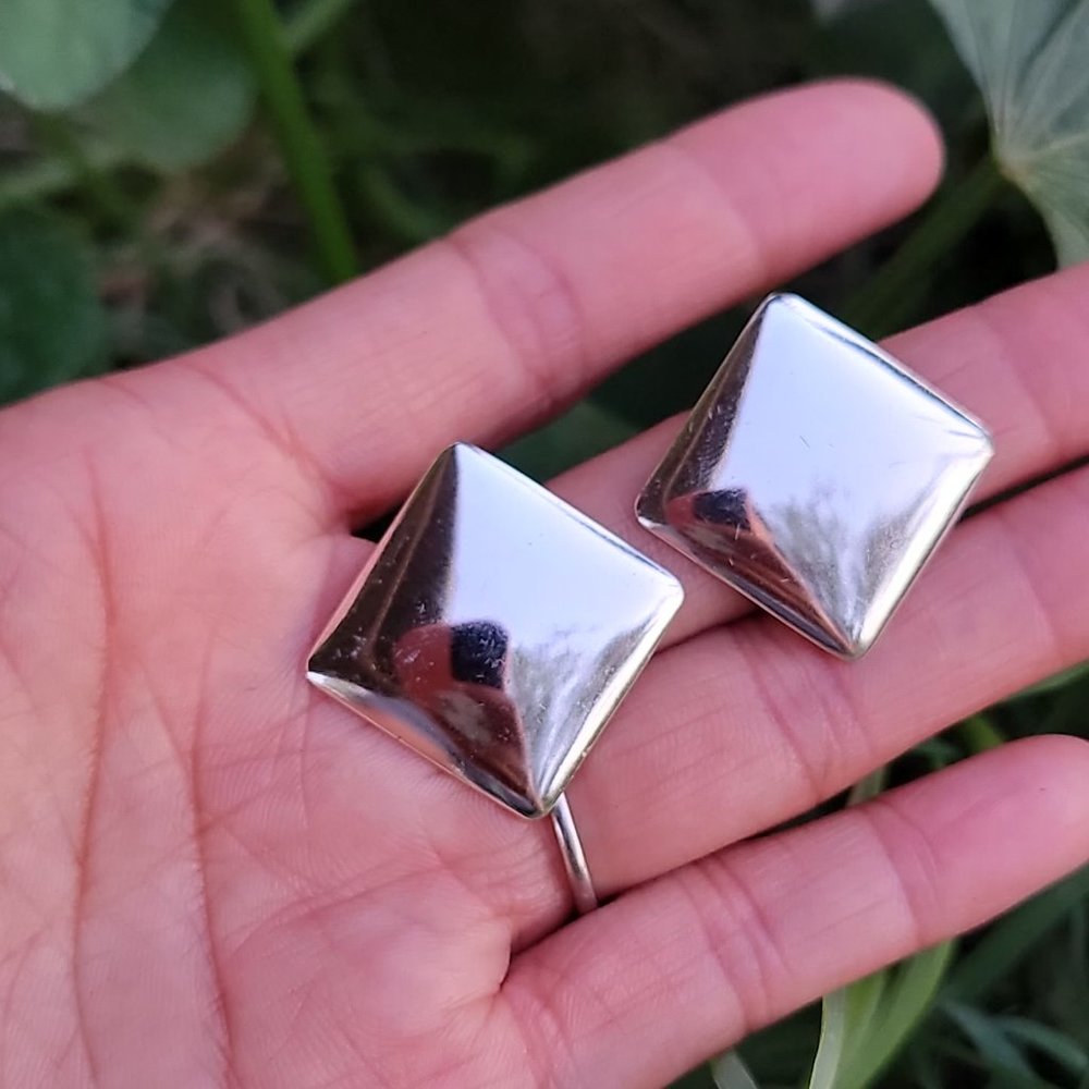 Stunning shiny 925 stamped geometric contemporary diamond earrings